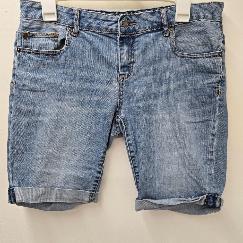 Aeropostale Womens Denim Bermuda Shorts Medium Wash Cuffed Size 11/12